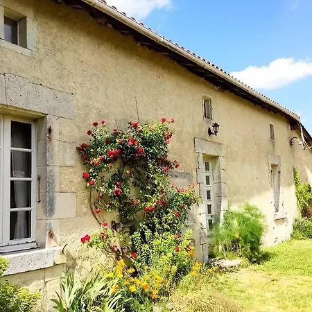 Hébergement de vacances Domaine De La Vaure Chillac