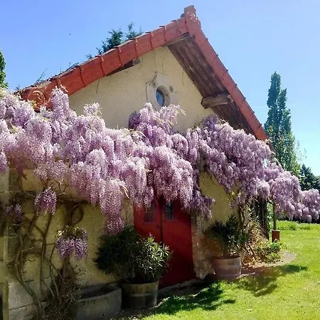 Domaine De La Vaure Hébergement de vacances Chillac