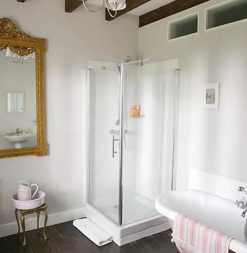 Domaine De La Vaure Casa de Férias *