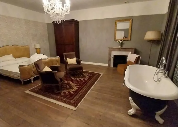 Domaine De La Vaure *